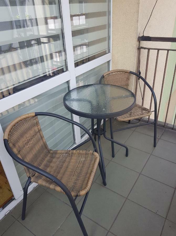 Przytulna I Przestrzenna Garsoniera- Centrum Tarnów Exterior foto